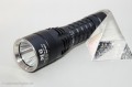 Solarforce M6 XM-L Taschenlampe mit Edelstahlbezel und Edelstahl am Tailcap